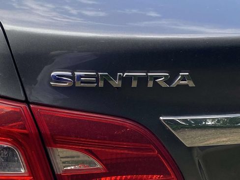 Used 2019 Nissan Sentra S FWD image 10