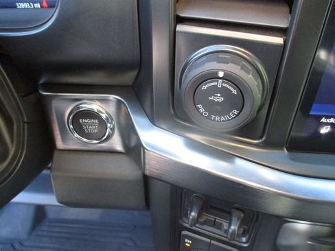 Used 2023 Ford F350 Lariat w/ Lariat Ultimate Package image 19