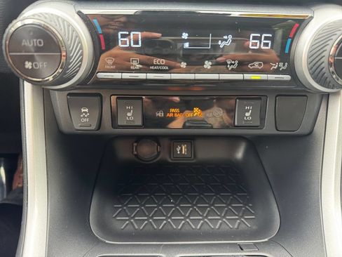 Used 2023 Toyota RAV4 XLE w/ Convenience Package AWD/4WD image 23