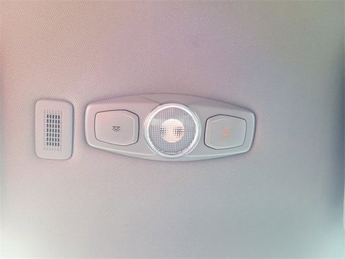 Certified 2018 Ford F150 XL w/ Equipment Group 101A Mid image 18