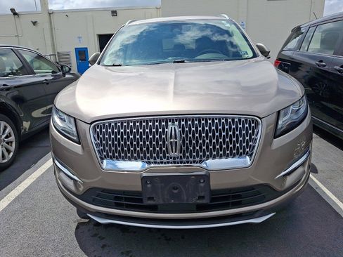 Used 2019 Lincoln MKC Reserve w/ MKC Climate Package AWD/4WD image 2