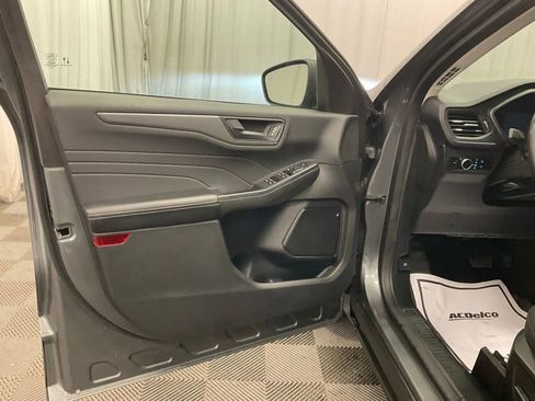 Used 2023 Ford Escape Active w/ Tech Pack #1 image 39