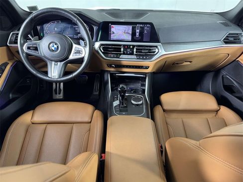 Used 2022 BMW 330i xDrive Sedan w/ M Sport Package image 5