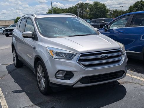 Used 2017 Ford Escape Titanium FWD image 4