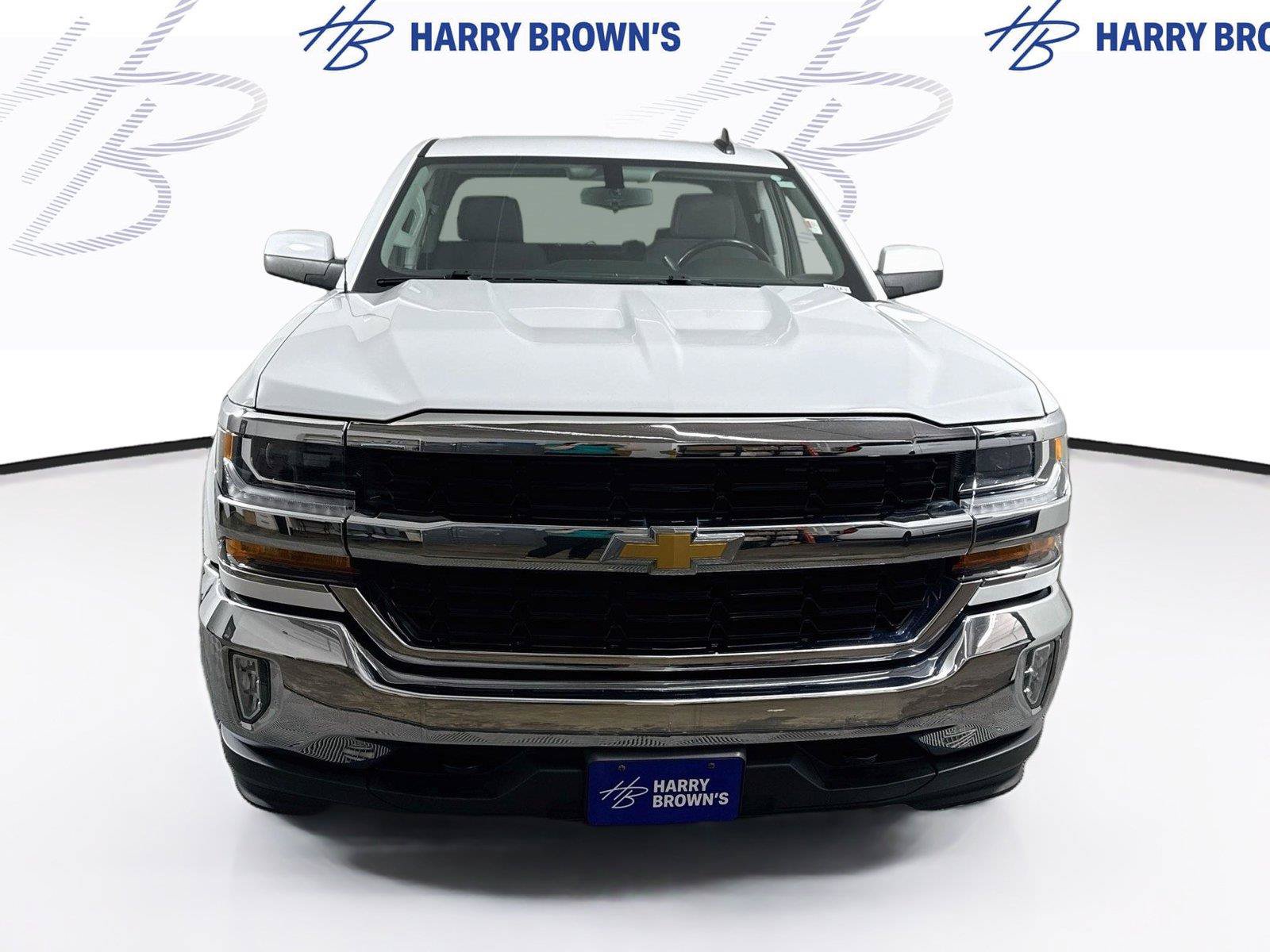 Used 2018 Chevrolet Silverado 1500 LT w/ All Star Edition AWD/4WD image 2