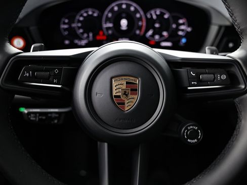 New 2026 Porsche Cayenne image 33