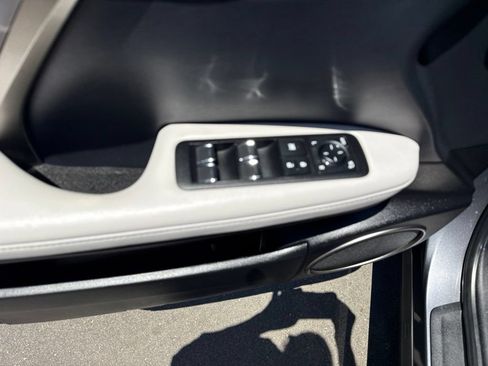 Used 2022 Lexus RX 350 FWD w/ Premium Package image 15