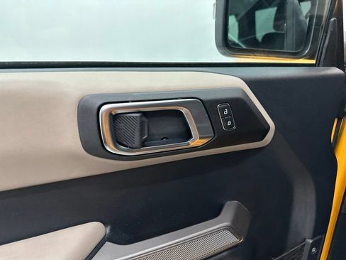 Used 2022 Ford Bronco Wildtrak AWD/4WD image 16