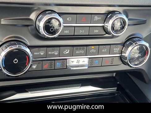 New 2026 Ford F250 Platinum AWD/4WD image 31