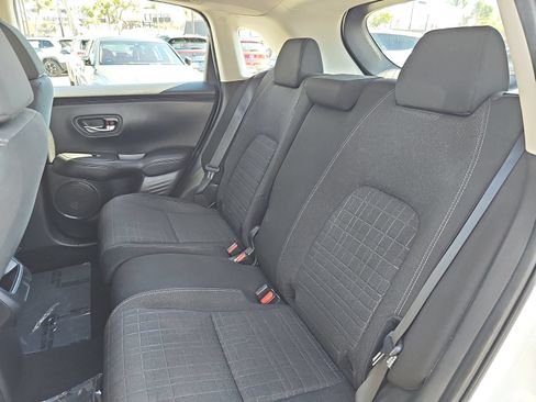 Used 2025 Honda HR-V LX image 13