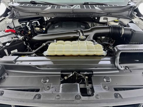 Used 2021 Ford F150 Lariat w/ Equipment Group 502A High image 30