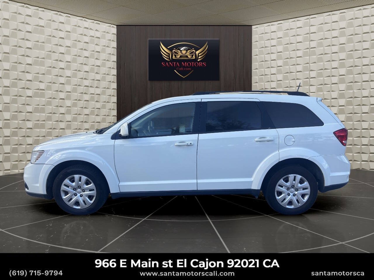 Used 2019 Dodge Journey SE w/ Connectivity Group FWD image 6