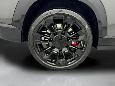 New 2026 BMW XM Label Red image 9