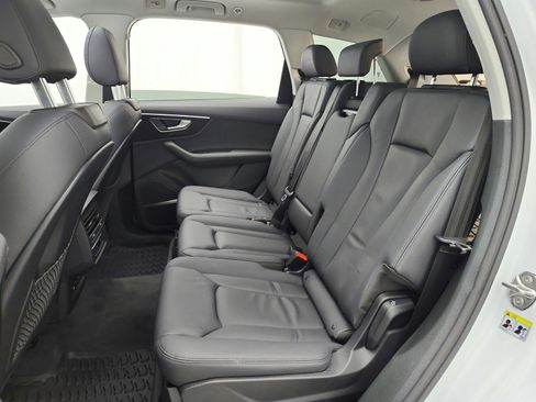 Used 2023 Audi Q7 2.0T Premium Plus w/ Premium Plus Package AWD/4WD image 15