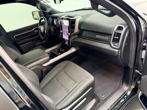 Used 2025 RAM 1500 Big Horn AWD/4WD image 41