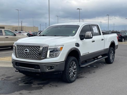 Used 2019 Nissan Titan Platinum Reserve w/ Platinum Utility Package image 3