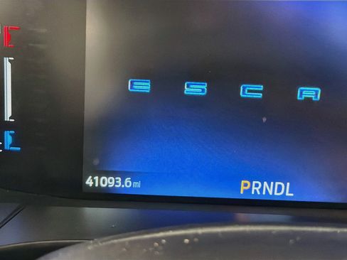 Used 2024 Ford Escape ST-Line FWD image 18