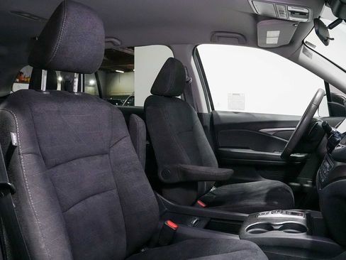 Used 2021 Honda Pilot EX image 26