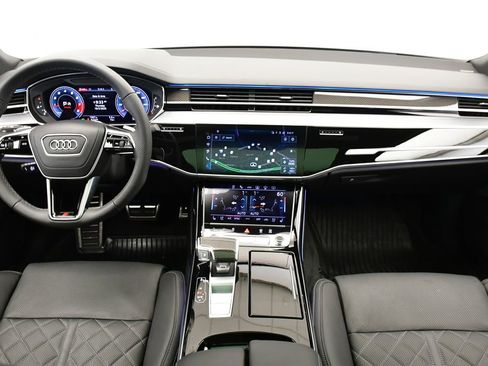 Used 2025 Audi S8 image 18