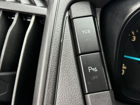 Used 2018 Ford Transit 350 148 Medium Roof image 16