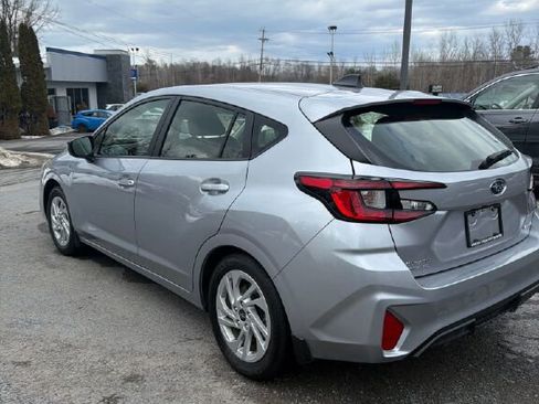 Certified 2025 Subaru Impreza 2.0i image 2