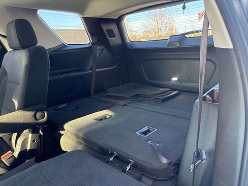 Used 2019 Chevrolet Traverse LT image 12