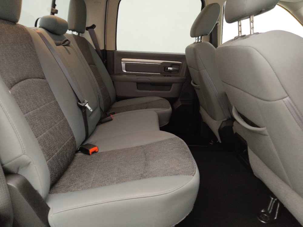 Used 2019 RAM 1500 Classic SLT w/ Luxury Group AWD/4WD image 19