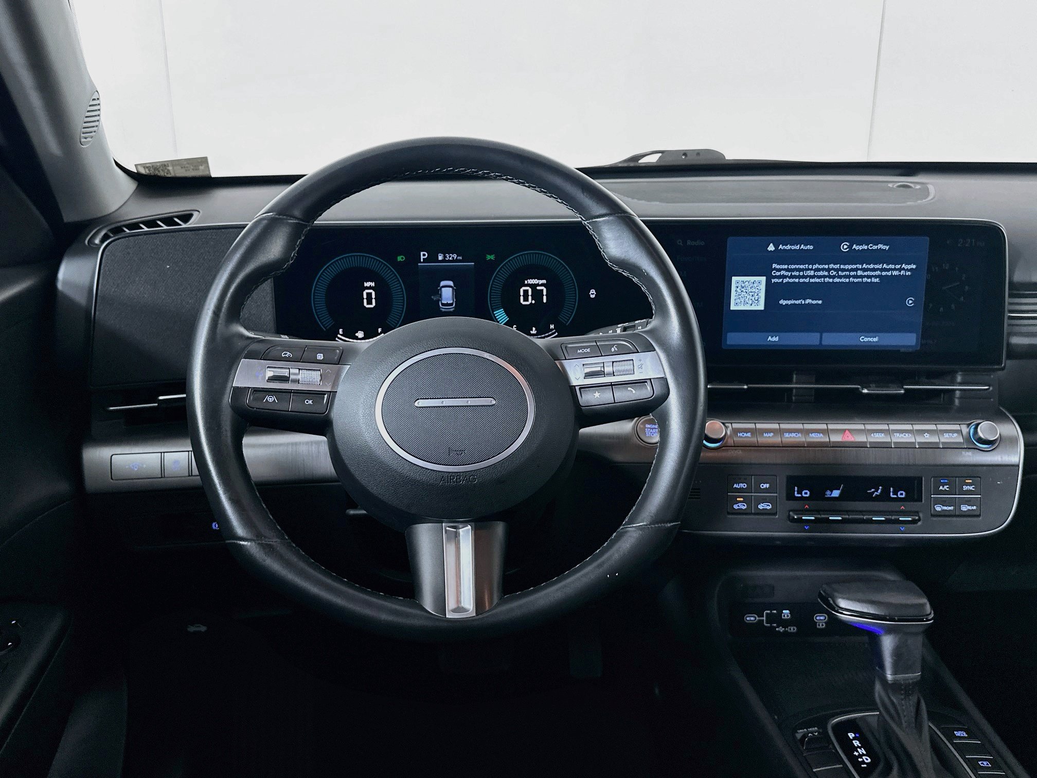 Used 2025 Hyundai Kona SEL FWD image 18
