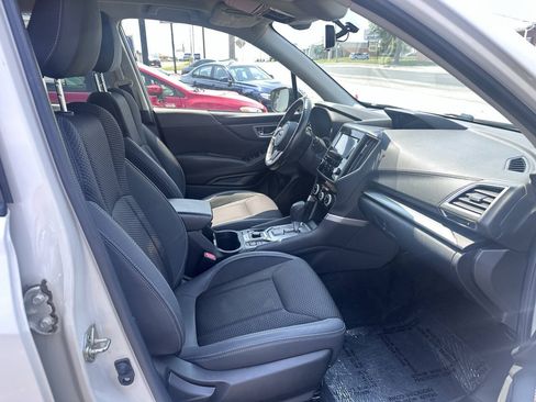 Used 2021 Subaru Forester Premium w/ Popular Package #1 AWD/4WD image 8