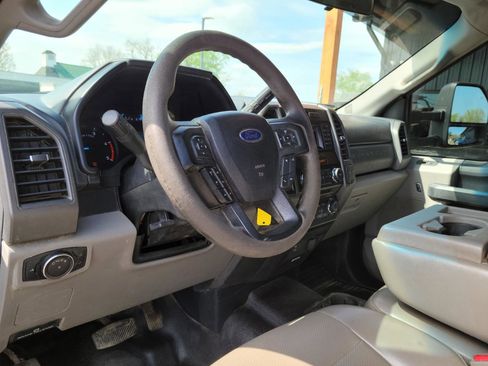 Used 2017 Ford F350 XL w/ Power Equipment Group AWD/4WD image 9