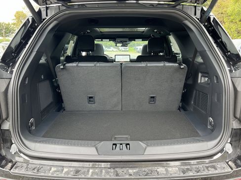 New 2026 Ford Explorer ST w/ Sun And Sound Package image 27