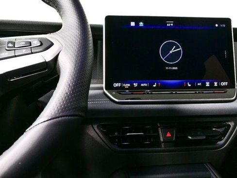 New 2026 Volkswagen Tiguan SE R-Line FWD image 12