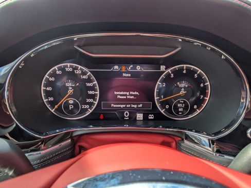 Used 2024 Bentley Continental GT V8 image 17