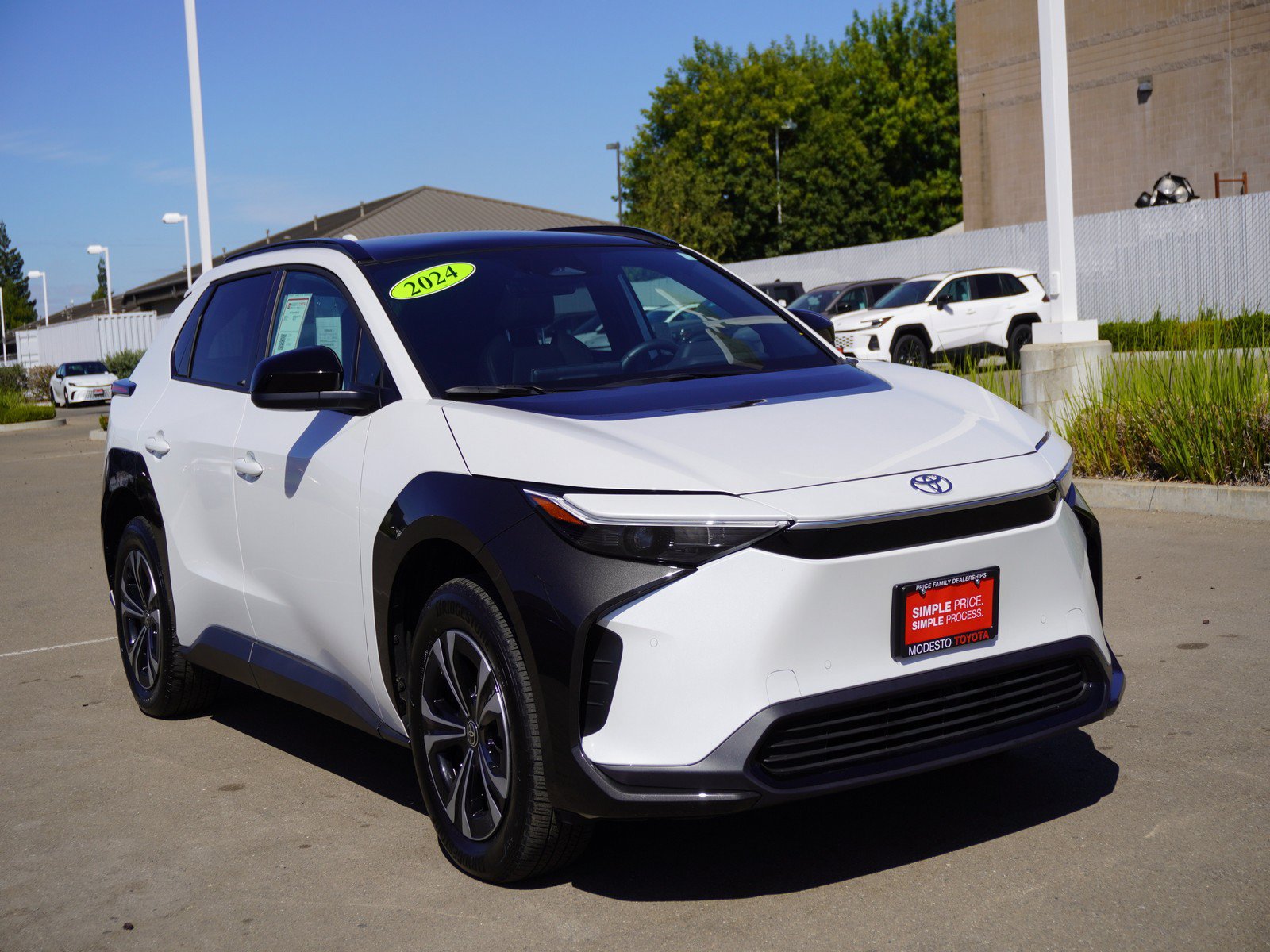 Used 2024 Toyota bZ4X AWD w/ Weather Package image 1