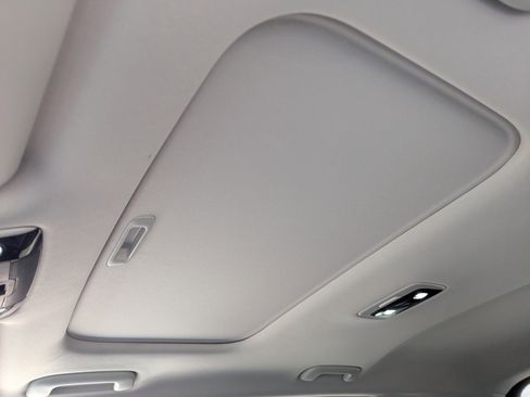 Certified 2025 Kia Seltos EX w/ EX Sunroof Package image 29