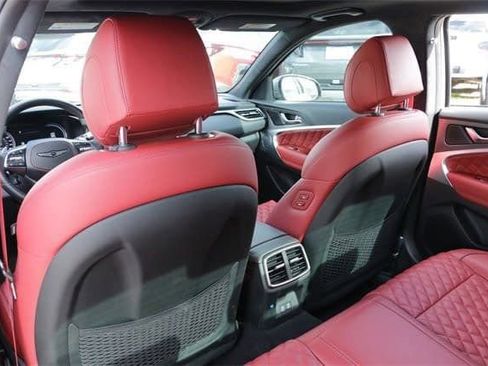 Used 2025 Genesis G70 3.3T Advanced w/ Sport Prestige Package image 23