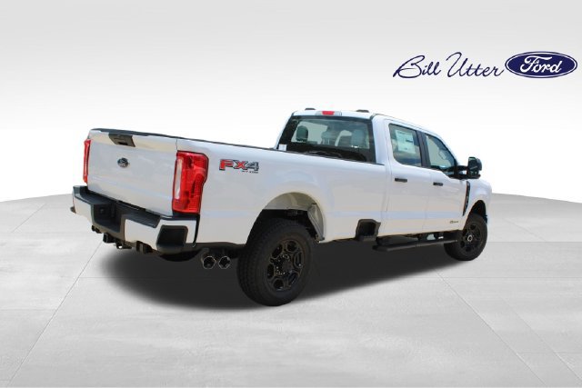 New 2026 Ford F350 XL w/ STX Appearance Package AWD/4WD image 3