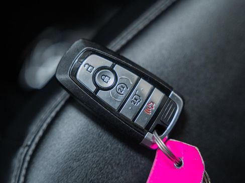 Used 2022 Ford Explorer XLT w/ Equipment Group 202A image 52