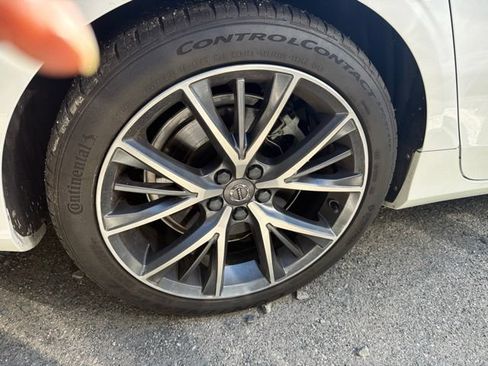 Used 2018 Volvo S90 T5 Momentum w/ Convenience Package FWD image 8