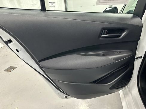 Used 2026 Toyota Corolla LE FWD image 41