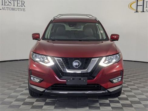 Used 2018 Nissan Rogue SL image 3