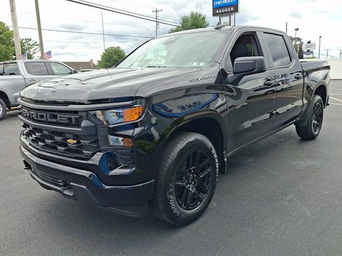 Used 2024 Chevrolet Silverado 1500 Custom AWD/4WD image 3