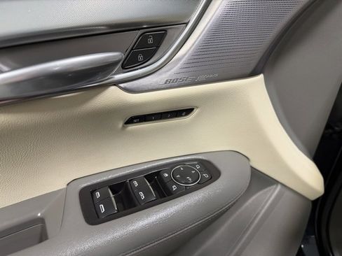 Used 2020 Cadillac XT5 Premium Luxury image 21