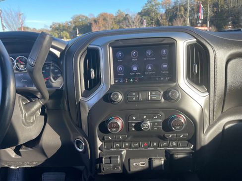 Used 2019 Chevrolet Silverado 1500 LT Trail Boss image 17