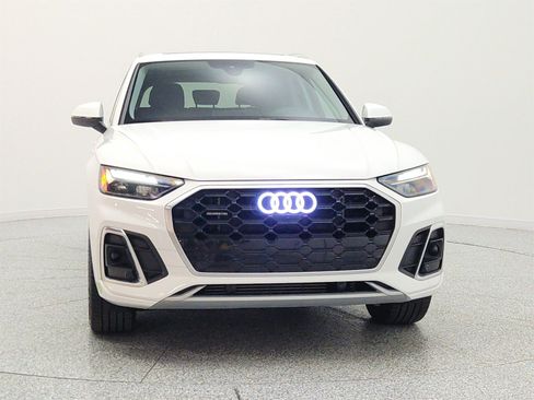 Used 2023 Audi Q5 e Premium Plus w/ Premium Plus Package AWD/4WD image 2