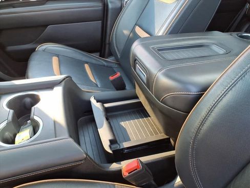 Used 2021 GMC Yukon AT4 w/ Rear Media and Nav Package image 22