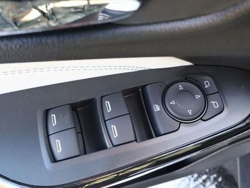 New 2026 Chevrolet Trax LT w/ Driver Confidence Package image 17