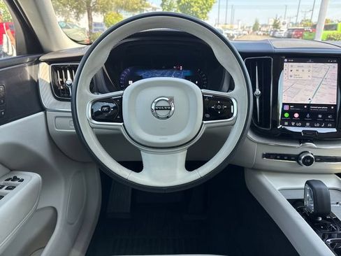 Used 2023 Volvo XC60 B5 Plus w/ Climate Package AWD/4WD image 17