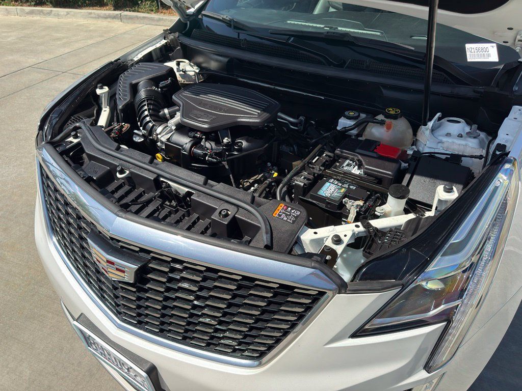 Used 2021 Cadillac XT5 Premium Luxury FWD image 5