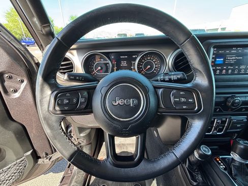 Used 2019 Jeep Wrangler Unlimited Sport S AWD/4WD image 12
